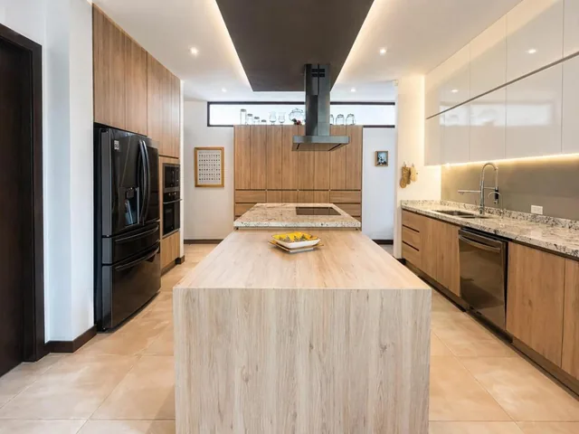 Casa Moderna en Venta Tumbaco La Esperanza, 508 m², Conjunto Privado — imagen 2