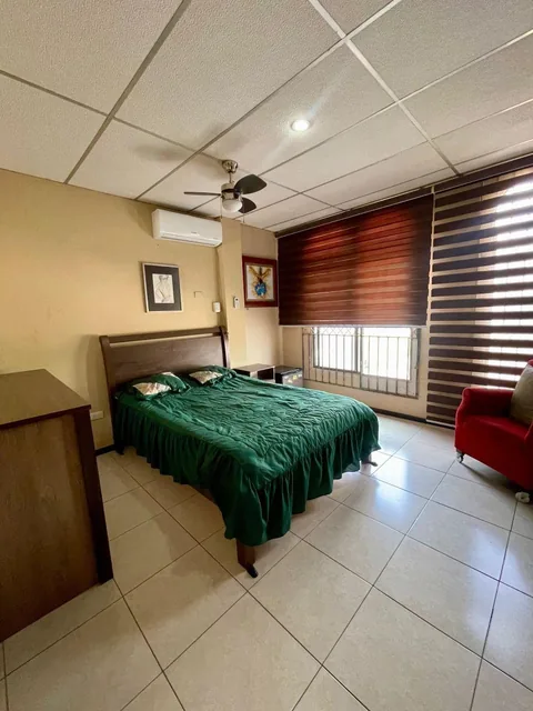 7706. Urb. Entre Ríos - Samborondon Km1.5, Vendo Casa Rentera Amoblada $220.000. Guayas — imagen 5