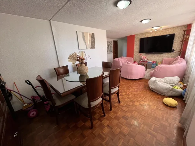 Departamento Remodelado de Venta en El Centro Norte de Quito — imagen 4