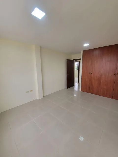 Casa en Venta en Fuentes del Río, Samborondón | 3 Dorm. + Servicio | $145.000, Guayas — imagen 2