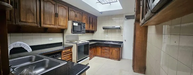 Casa 412 m² 4 Dorm. Sector Hotel Savoy Inn, 3 Cuadras Colegio de América. Ideal Para Remodelar — imagen 4