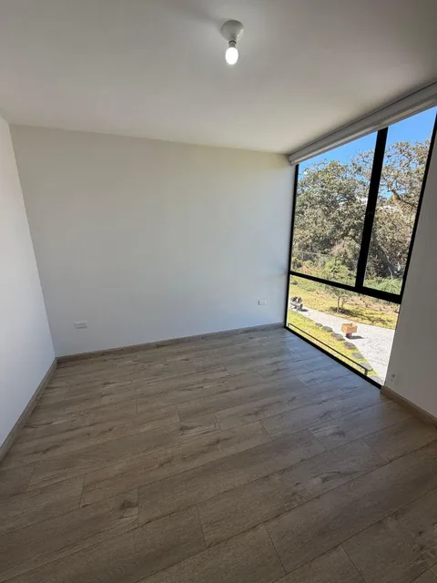 Hermosas Casas Venta por Estrenar Sector Tumbaco — imagen 3