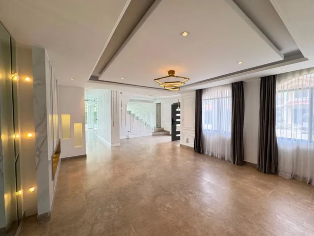 Casa en Renta y Venta en La Urbanizacion Estancias del Rio - Samborondon, Guayas — imagen 5
