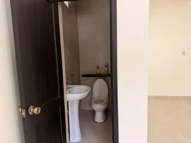 Se Vende Departamento Remodelado en Ceibos en Av Principal, Guayas — imagen 3