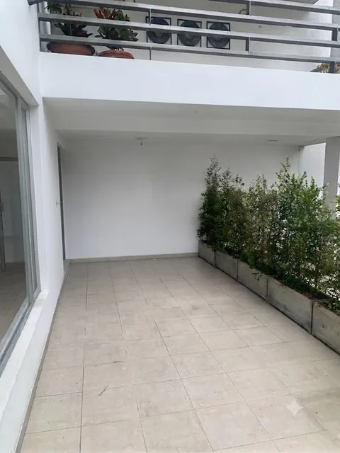 Departamento en Venta – Cumbayá | 2 Dorm. con Terraza Privada — imagen 2