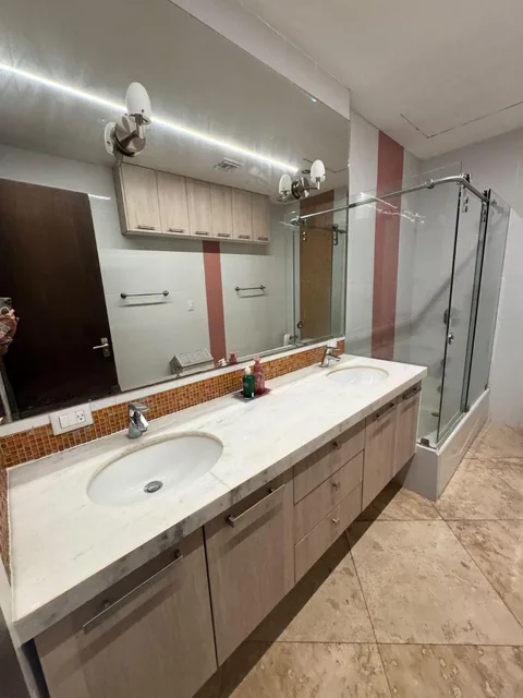 Tenis Al Rio Departamento 265 m² 3 Dorm Mas Sala Tv Us$480.000, Guayas — imagen 4