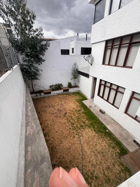 Vendo Exelente Casa Totalmente Remodelada 4 Dorm. Exelente Para Clínicas, Vivienda $420 Mil — imagen 4