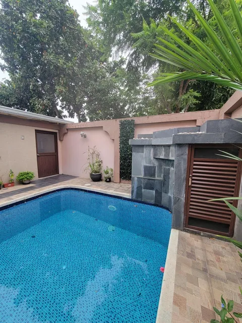 Casa Esquinera en Venta en Santa Maria de Casagrande | 4 Dorm., Piscina y 550 m² de Terreno, Guayas — imagen 2