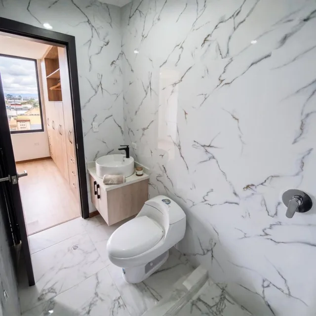 Casa en Venta. 4 Habitaciones. 3 Pisos con Suite - Jacuzzi. por Estrenar — imagen 5