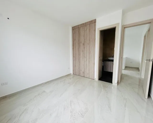 Venta de Casa en Urbanización La Joya - Etapa Granate, Guayas — imagen 3
