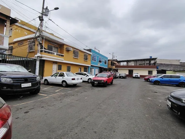 Casa en Venta Al Norte de Guayaquil, Guayas — imagen 2