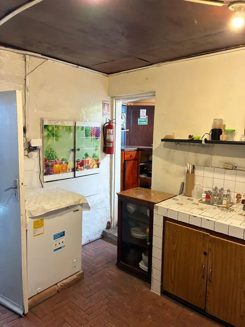 Se Vende Casa con Local Comercial Dos Puentes — imagen 5