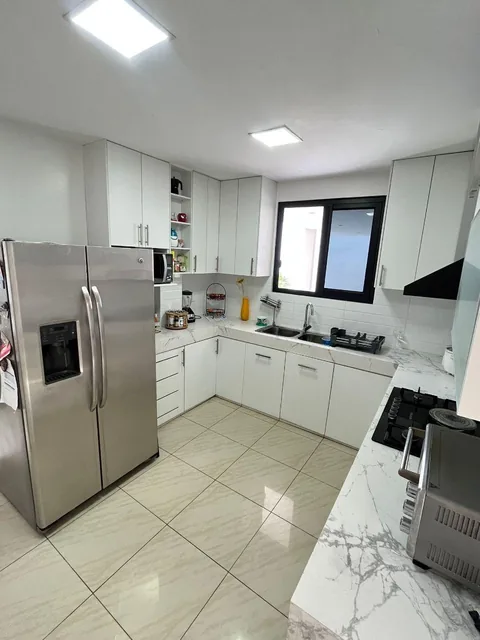 Linda y Flamante Casa en Venta en Urbanización Bosques de La Costa, Guayas — imagen 4