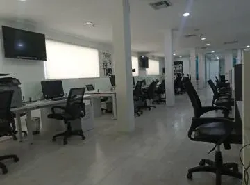 Urdesa Central Vendo Casa Nueva, U Oficina Comercial Espaciosa de Una Planta, Guayas — imagen 5