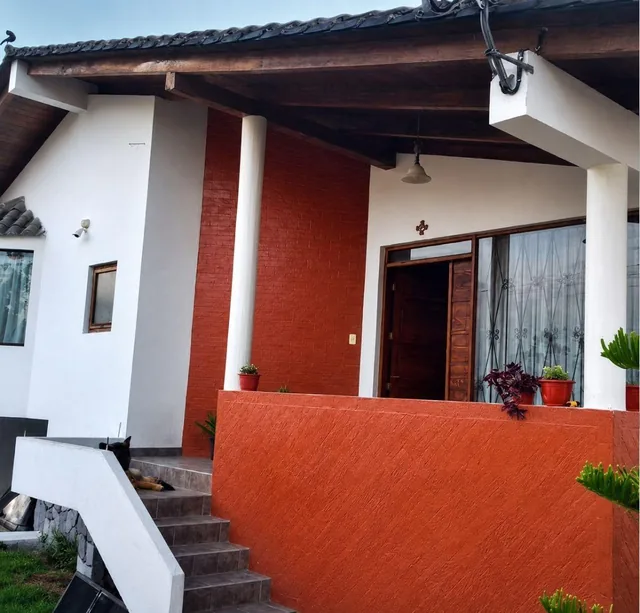 Casa de 770 m² con 3 Dorm. Venta Mitad del Mundo — imagen 5