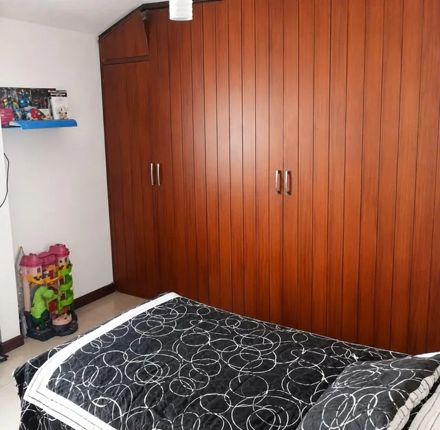 Casa de 770 m² con 3 Dorm. Venta Mitad del Mundo — imagen 2