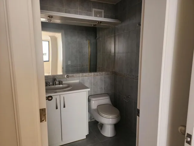 Vendo Amplio Departamento 250 m Sector Bossano — imagen 5