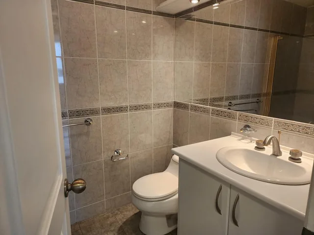 Vendo Amplio Departamento 250 m Sector Bossano — imagen 3