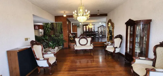 Venta Casa Quito Tenis Amplia Rentera 2 Departamentos 1 Casa Independiente 992 m Terreno 1279 Constr — imagen 3