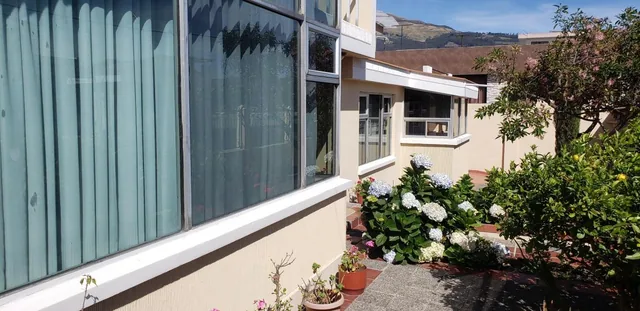 Venta Casa Norte de Quito 6 Dorm. Mas Departamento Amplia 426 m Independiente — imagen 3