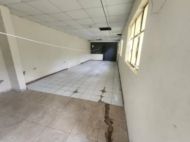 Oportunidad Venta Casa Centro Norte Remodelada con Dos Local y Departamento La Mariscal 667 m — imagen 3