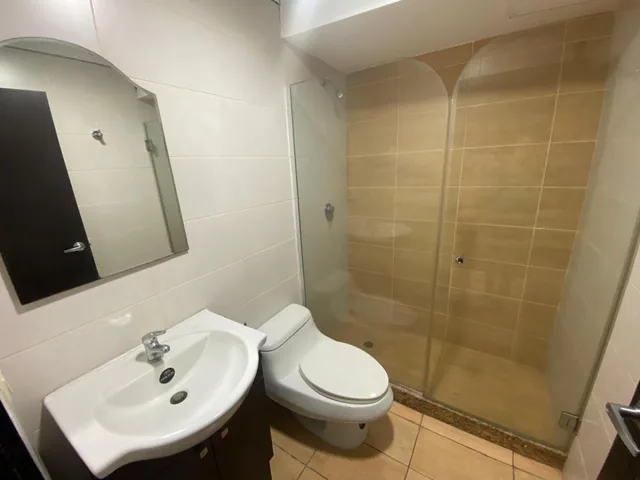 Frente Al Mall del Sol - Vendo Departamento Amoblado - Elite Building, Guayas — imagen 3