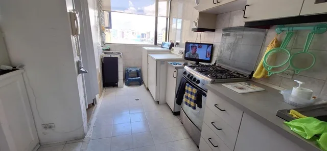 Vendo Dpto 2 Dorm., 2 Baños, Parqueo y Bodega — imagen 5