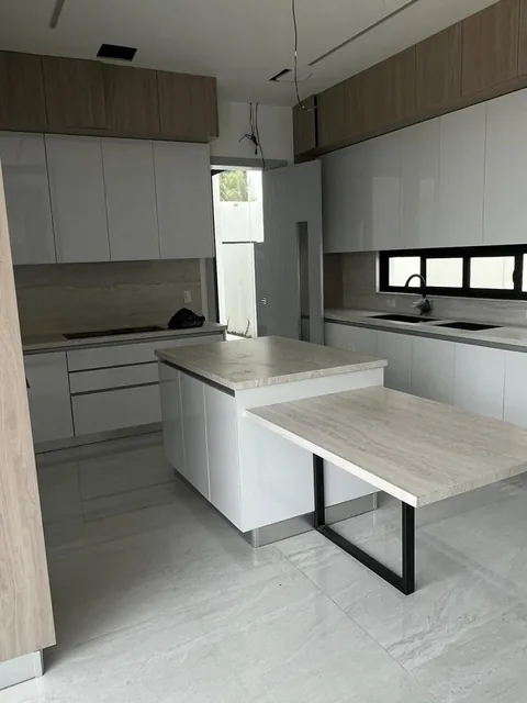 Espectacular Casa de Estreno Al Lago en Pacifica, Guayas — imagen 5