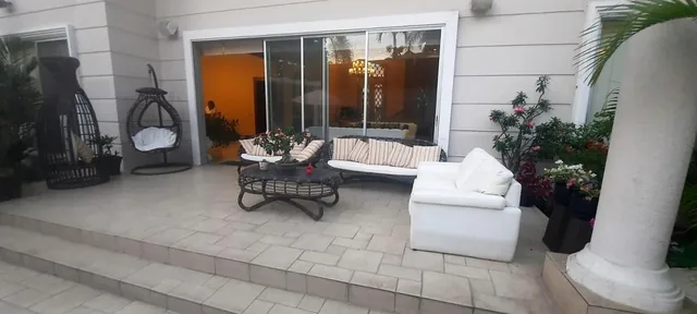 Casa en Venta, Urbanización Palma de Mallorca, Samborondón, Guayas — imagen 3