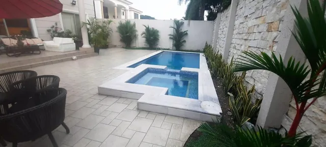 Casa en Venta, Urbanización Palma de Mallorca, Samborondón, Guayas — imagen 2
