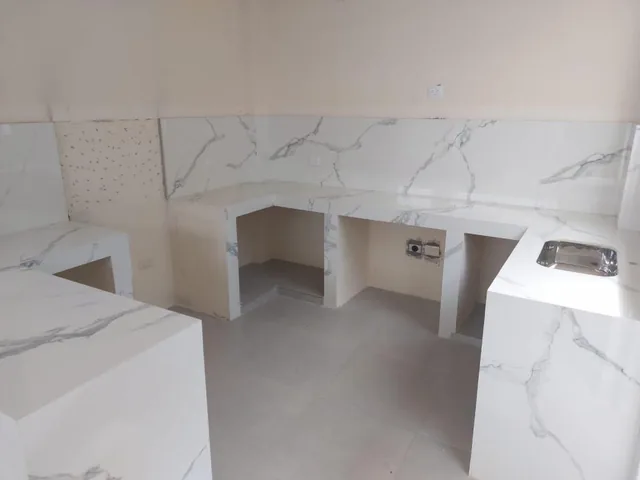 Casa de Venta en La Urb. San Antonio, Vía a Samborondón, 4 Dorm.. Guayas — imagen 5