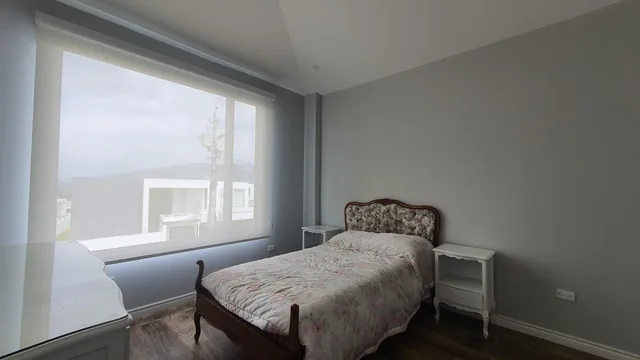 Venta Casa en San Juan de Cumbayá Urbanización Yanazarapata a 700 m de La Ruta Viva — imagen 2