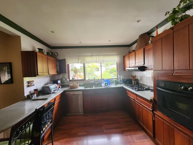 En San Joaquín Casa Tipo Villa en Venta Sector Tenis Club, Azuay — imagen 3