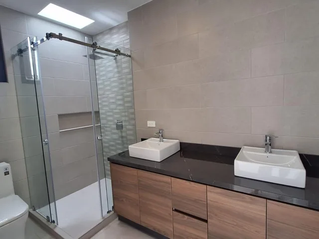 Venta Casa por Estrenar en Tumbaco Inf. Cbr Carla del Pino — imagen 2