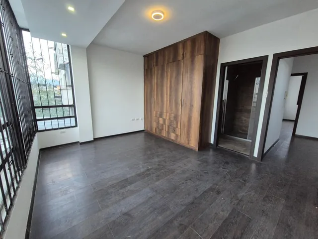 Se Vende Hermosa Casa 145 m² Independiente – Cashapamba — imagen 5