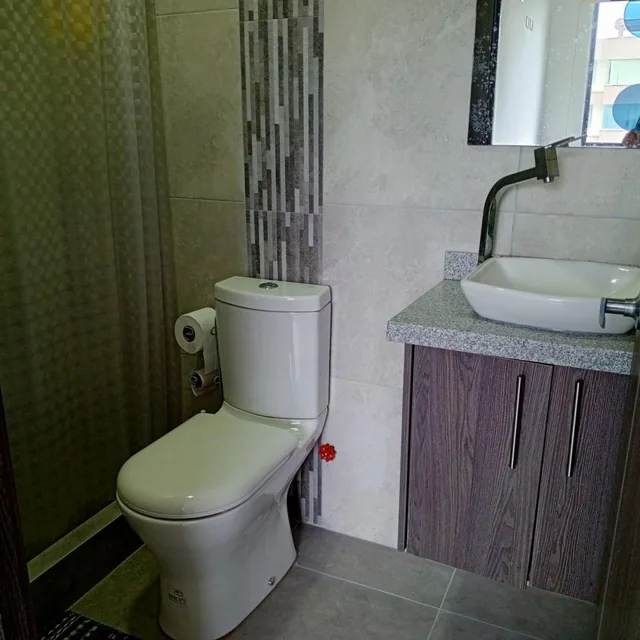 Departamento en Venta Full Amoblado en Tonsupa — imagen 2