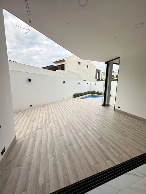 Casa en Venta (Incluye Piscina), Blue Bay - Isla Mocoli - Samborondon, Guayas — imagen 3