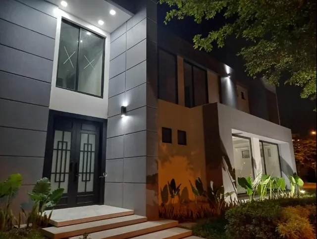 Casa en Venta (Incluye Piscina), Blue Bay - Isla Mocoli - Samborondon, Guayas — imagen 2
