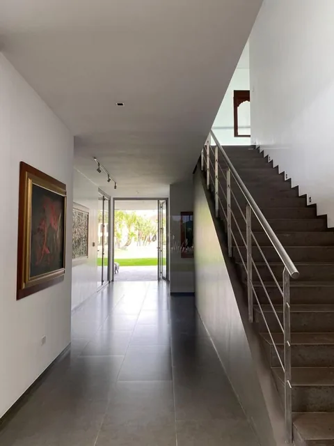 Laguna Club Moderna Casa en Alquiler y Venta con Piscina, 4 Dorm., Guayas — imagen 5