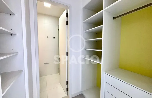 Vendo Suite de Oportunidad, 66,21 m², Av Pampite, Cumbayá — imagen 3