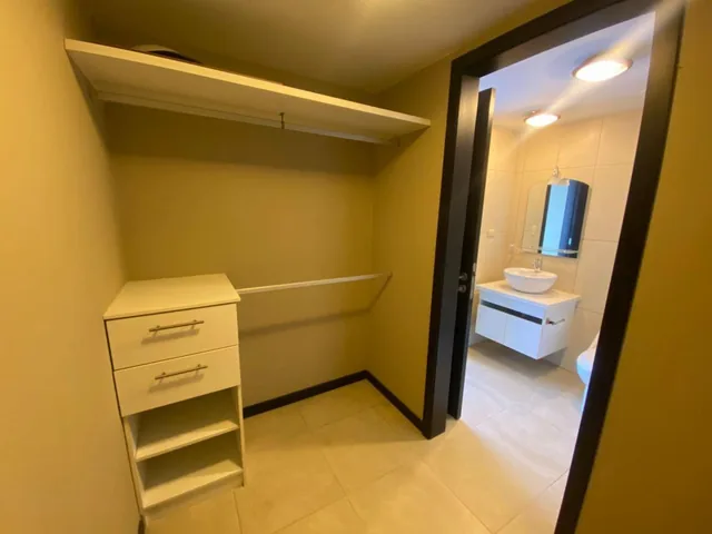 Alquiler - Venta Departamento Bellini IV - Vista Al Rio - Puerto Santa Ana, Guayas — imagen 2