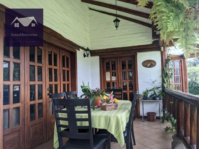Hermosa Casa de Venta en Tumbaco, Terreno de 2.500 m², Urbanización — imagen 2