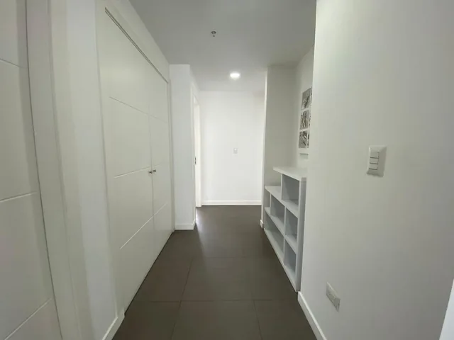 Venta Departamento Vista Full Amoblado - Spazio - Puerto Santa Ana, Guayas — imagen 2
