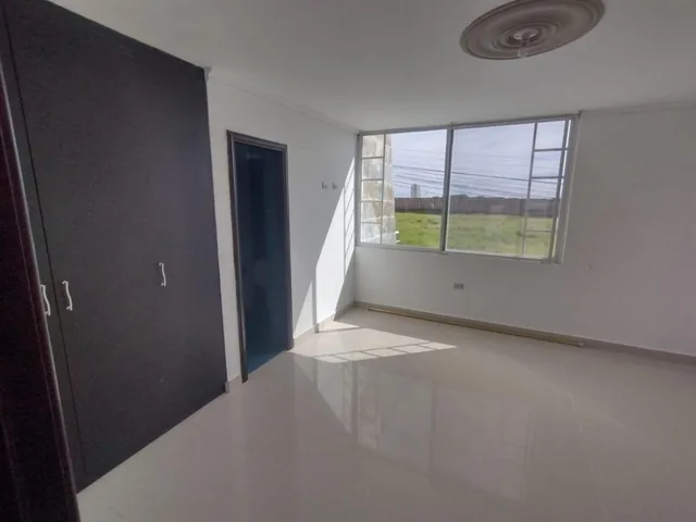 Casa de Venta en Manta Zona Sur, Manabí — imagen 2
