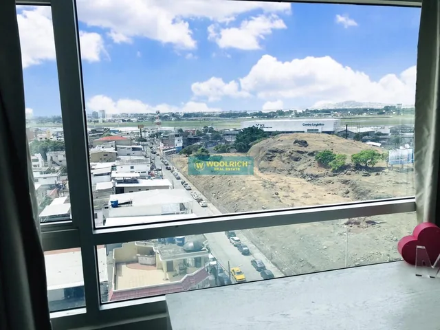 Vendo Exclusivo Penthouse en Elite Building, 2 Pisos, 4 Dorm./3 Parqueos, 642 m², Guayas — imagen 2