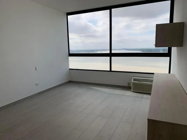 Venta de Suite - Edif. River Garden - Malecon, Guayas — imagen 4