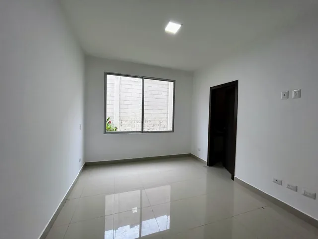 Venta de Depart. 3 Dorm. - Planta Baja - Torres del Salado - Vía a La Costa, Guayas — imagen 2