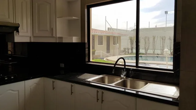 Vendo - Amplia Casa Remodelada - 4 Habitaciones - Los Chillos - Capelo — imagen 4