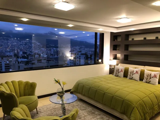Vendo Departamento Vista Espectacular - Sector Gonzalez Suárez — imagen 3