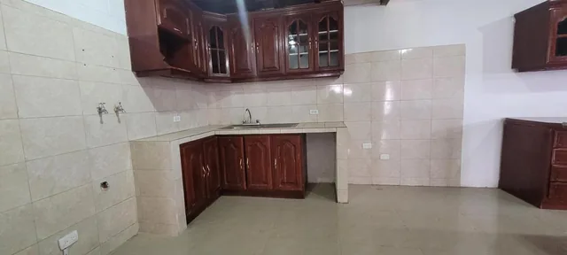 Casa en Venta con Suite en Pb — imagen 2